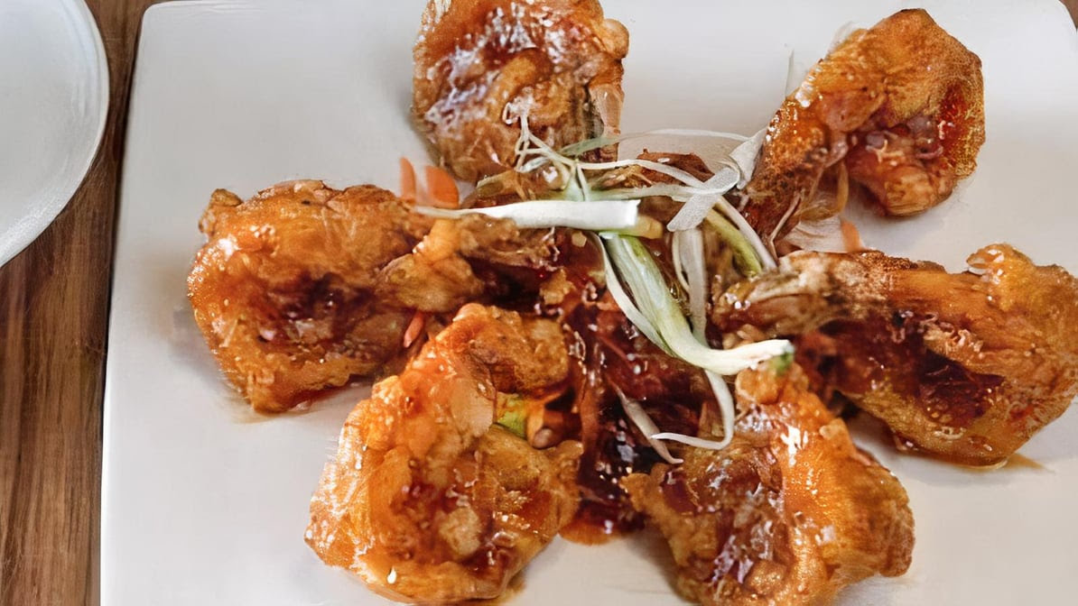 SOMI Vietnamese Bistro by null