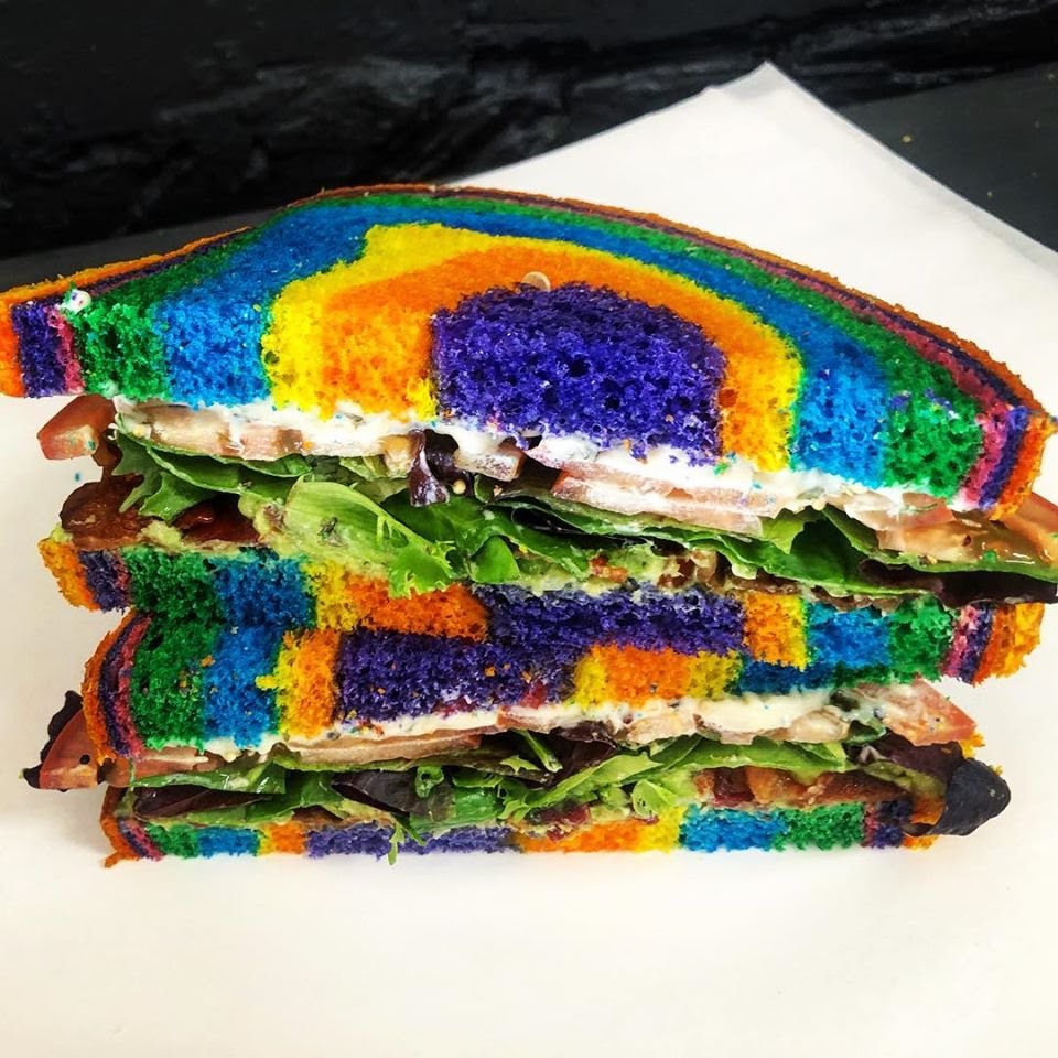 The Munch Company by null