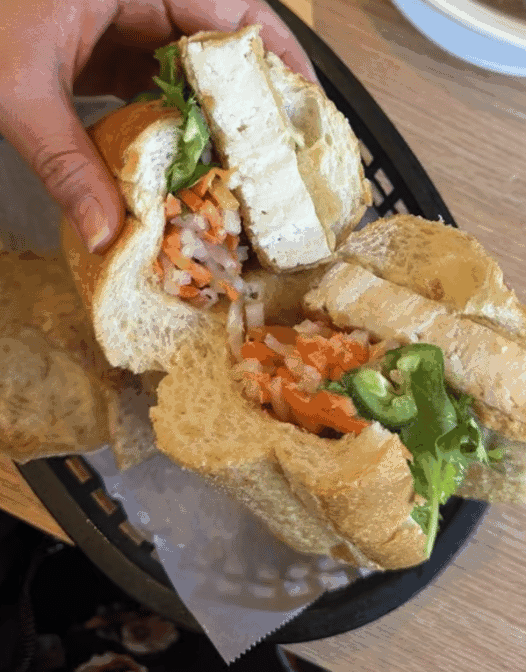 Bánh Mì Hội An by null