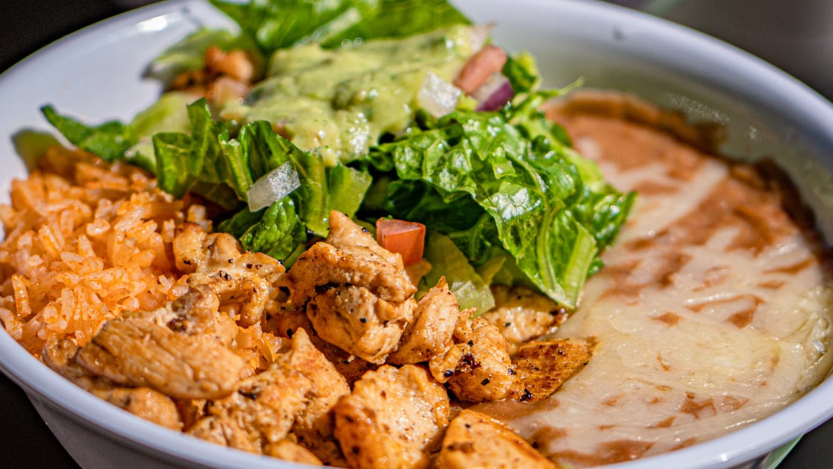 LA PUREPECHA COCINA MEXICANA by null