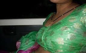 Eaftggaaaa ffcufduxo jpg x Indian desi saree