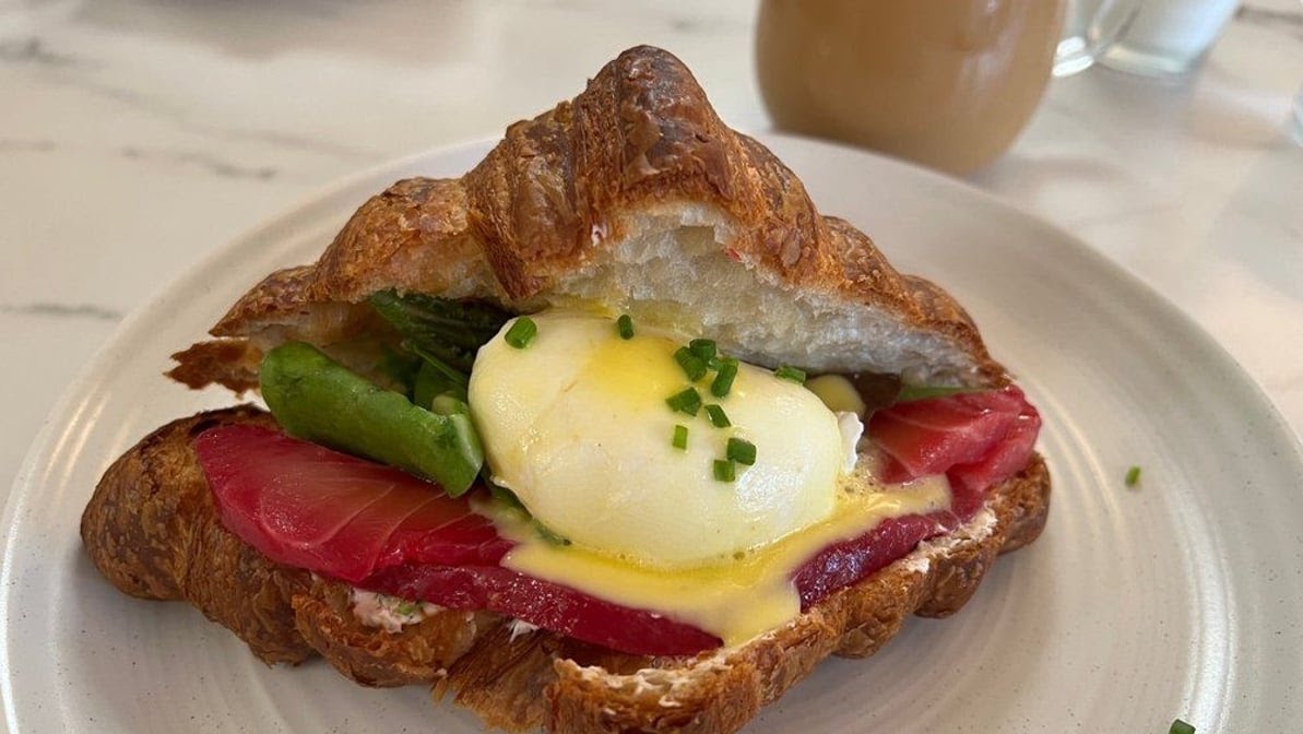 D Light Cafe & Bakery by null