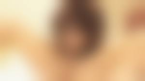 ケバ熟女無修正|ケバイ淫乱人妻が変態男に乳首を擦りつけて一人エッチに喘ぐ - Pornhub.com