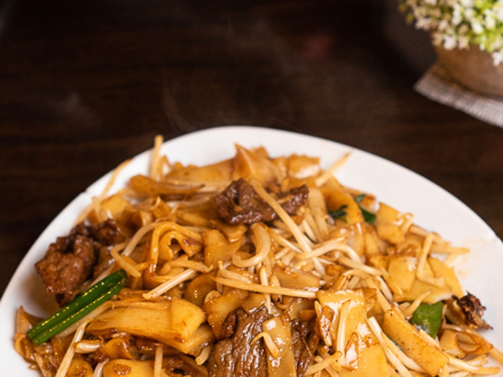 Hong Kong Noodles by null