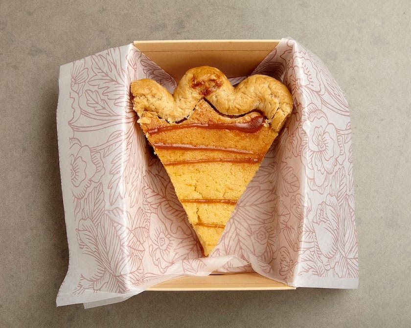 Emporium Pies by null