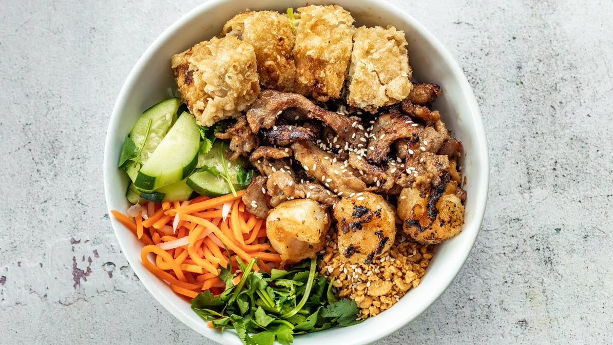 Simplee Pho by null