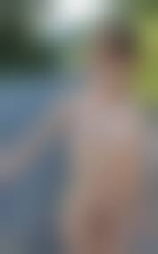 ai 女子 貧乳 ヌード|貧乳 | maspi(マスピ) | AI画像まとめ