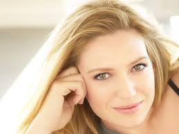 Anna Torv