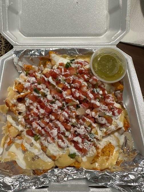 BRICK'S BAR & LALO'S by null