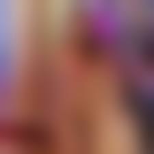 celeb pussy nude|Accidental pussy slips and celebrity pussy flashing! Part 2