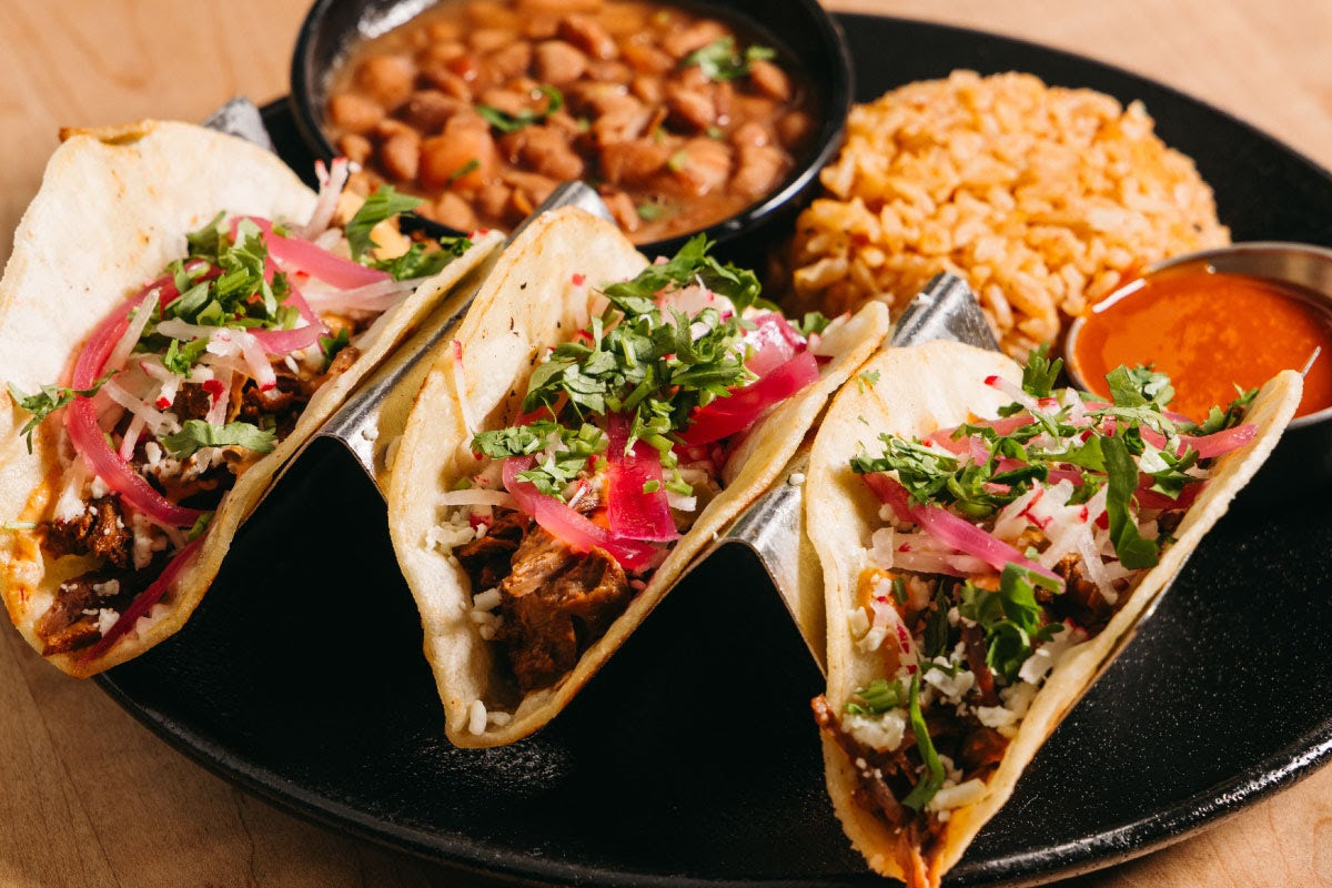 Uncle Julio's Lemmon Ave by null