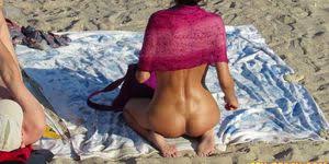 Nude beach sex voyeur jpg x Nude beach voyeur