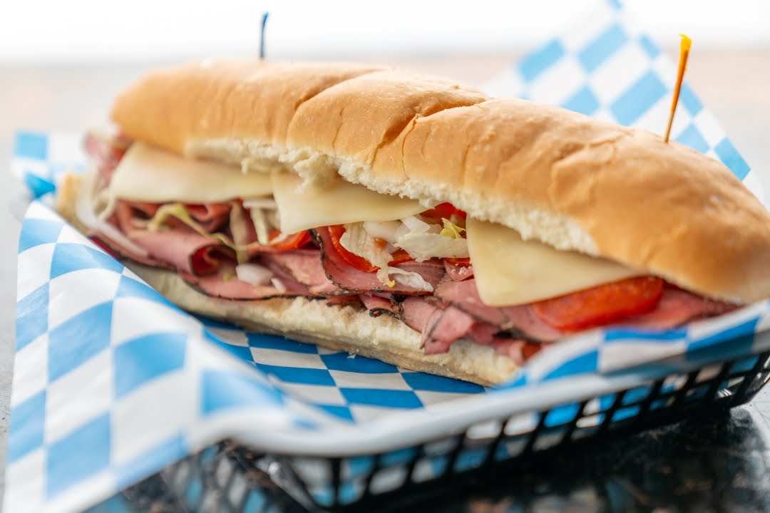 Mother Clucker’s Pizza by null