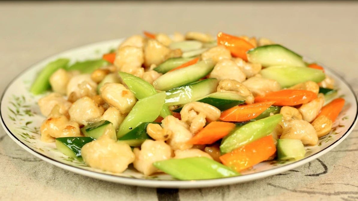 Spice Spirit Chinese Cuisine and Bar 麻辣诱惑 by null