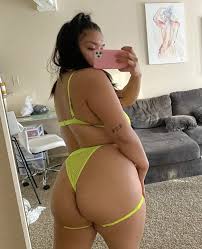 Sexy latina using bikini jpg x Latina bikini