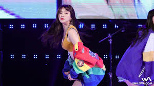 하니 엉덩이|하니 엉덩이1.jpg (사진 5장) lol