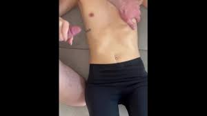 Oozbeasaatbaaaaaa huogjttj aoxvun jpg x Young flat