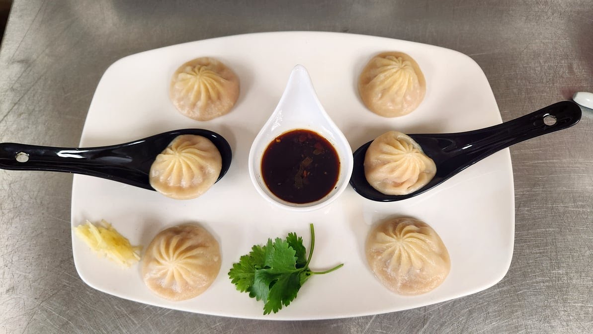 Heavenly Asian Cuisine & Lounge by null
