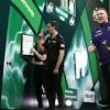 Darts-WM: Wunderkind Littler überwindet dreimal älteren White