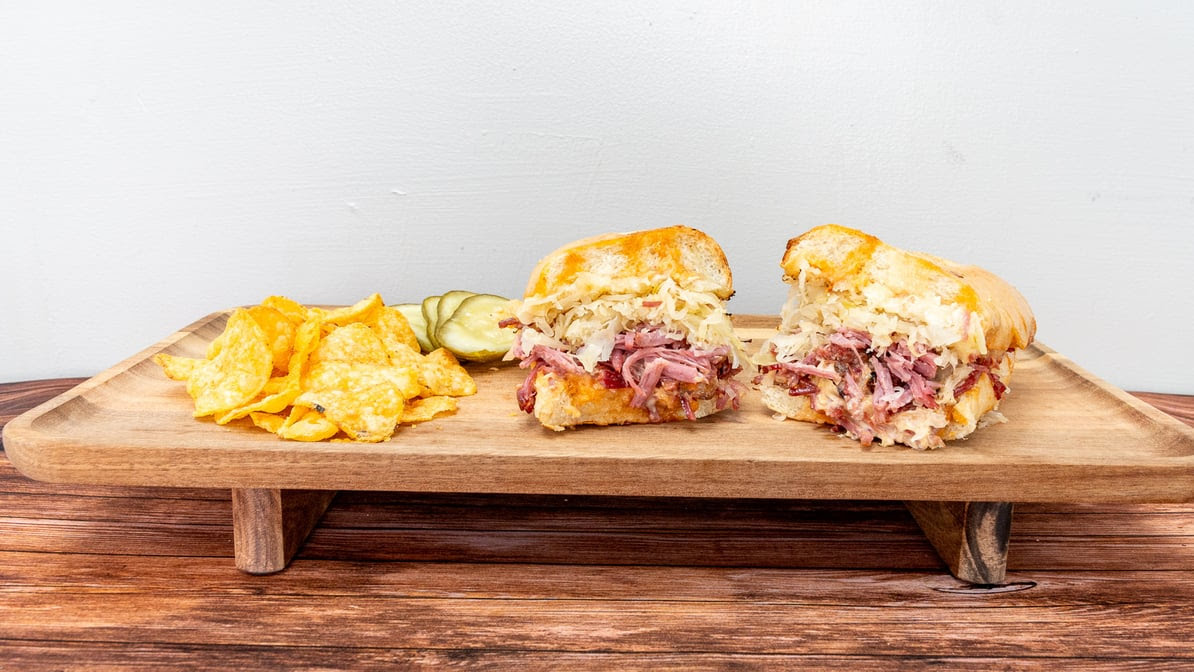 Rae's Sandwich Shoppe by null