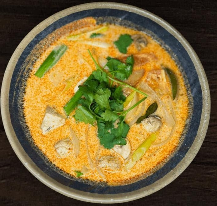 Makin Thai & Sushi by null