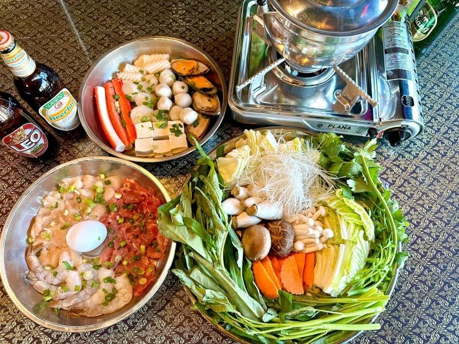 Spicy Sugar Thai Long Beach by null