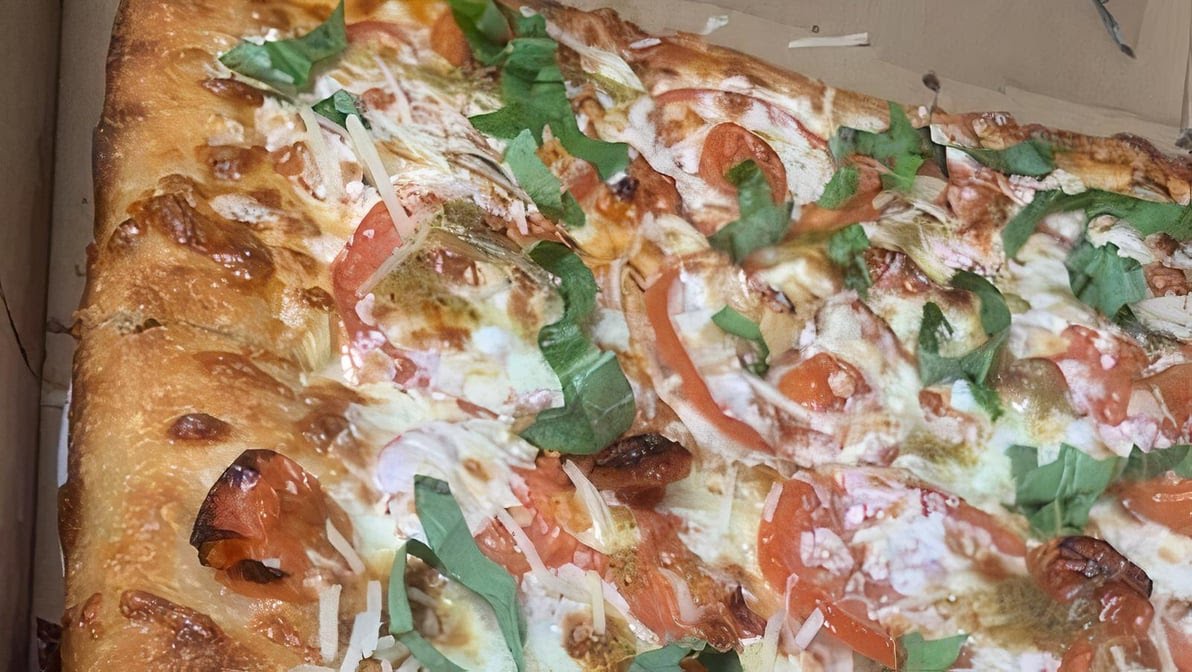 TNT Pizza by null