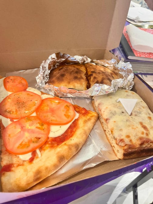 Louie & Ernie's Pizza by null