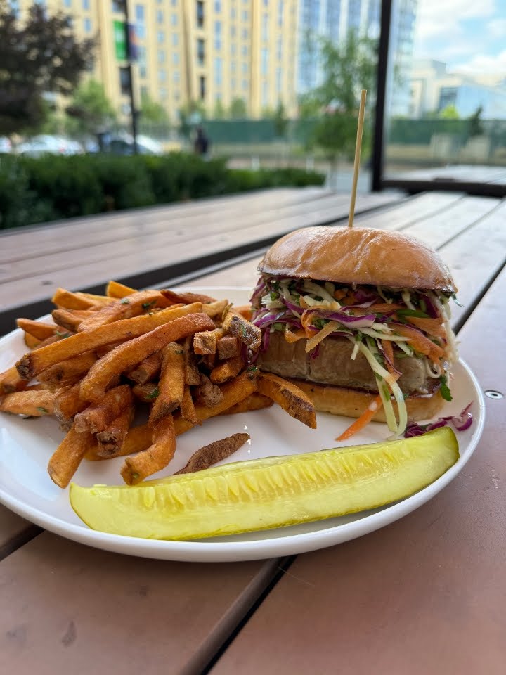 Side Door Pizza by null