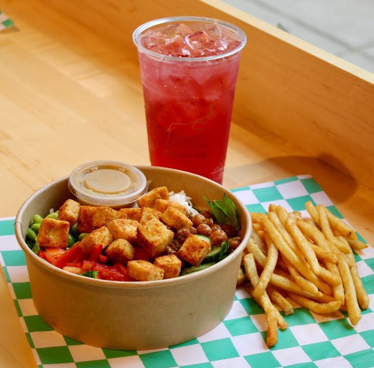 elephant + vine by null