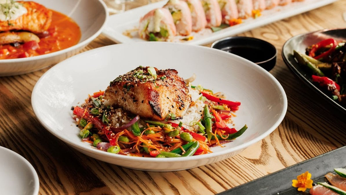 CRAVE American Kitchen & Sushi Bar (LaSalle Plaza - Minneapolis) by null