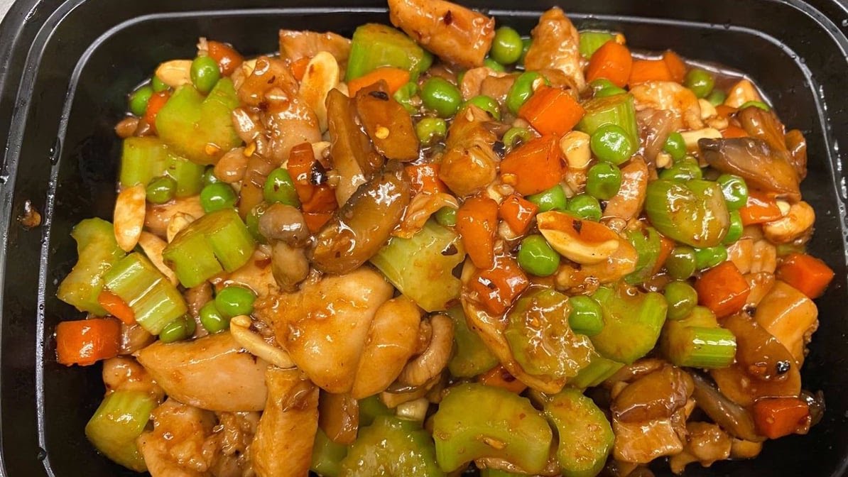 Shanghai Tea Garden by null