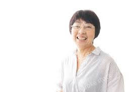 シニア女性|60過ぎてもできる仕事は？女性向けの仕事と見つけるヒントを紹介 - 家事代行・家政婦ならきらりライフサポート