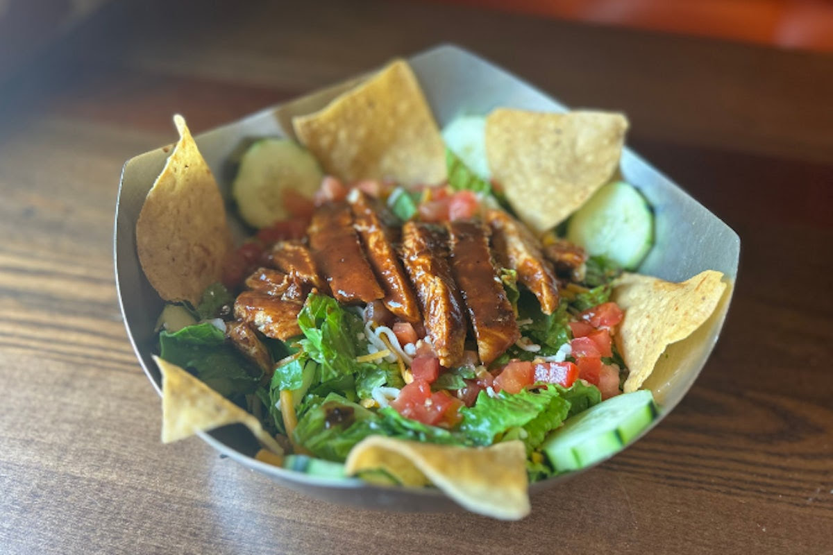 East Coast Wings + Grill by null