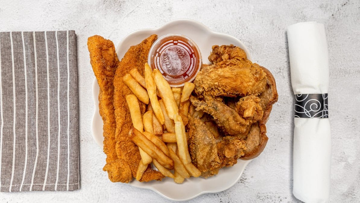 Harold's Chicken Shack by null