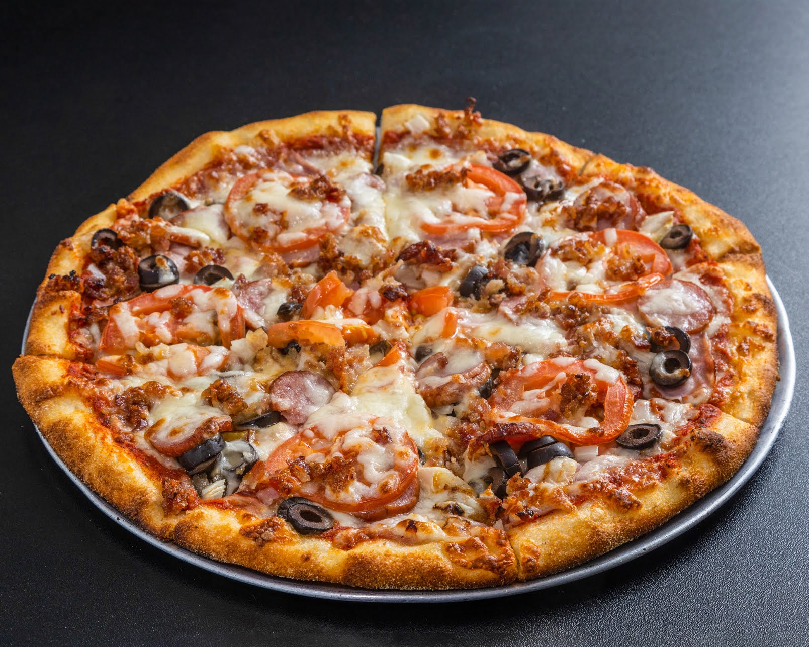 JC Grill & Pizza at Essex Sports Center - Pizza restaurant in Essex ...