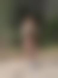 野外全裸妻|妻の野外全裸放置と放尿 (3/5) - イルカ＆ミサキ | 素人投稿アルバム