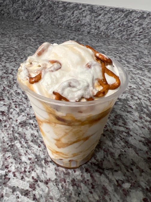 MIKEY'S SOFT SERVE / SMASHED BURGERS AND FRIES by null