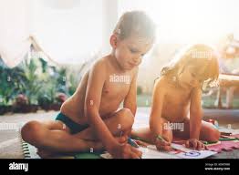 young little naked kid boys an girls|