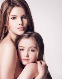 фото маленькие нудистки '|Ню - Молодая женщина - купальник - маленькая грудь - море - 60-е гг  (112305046) - buy on Violity