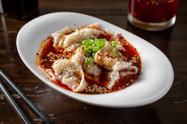 Min’s Noodle House 渔家重庆小面 by null