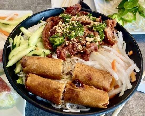 Pho & Beyond by null