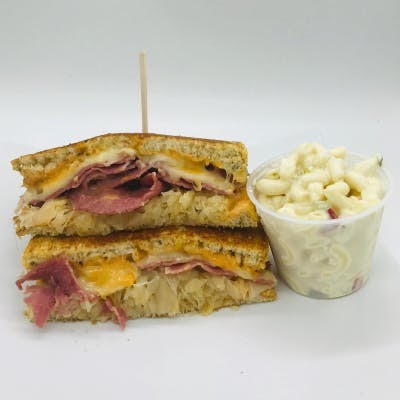 Reggie's Deli & Cafe by null