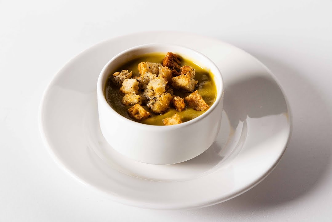 DJ's Great Room by null