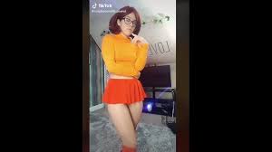 Kiara cole scooby doo porn parody cosplay sex velma cumming on halloween costume orgasms girlcum jpg x Velma costume