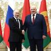 Putin conferisce a Lukashenko l'Ordine di Sant'Andrea