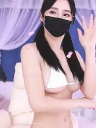 Asian solo strip jpg x Strip asian solo