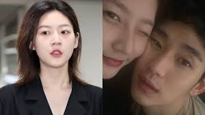 sulli fake nude|Hóng Hớt Showbiz - Trong lúc ồn ào Kim Soo Hyun lan rộng, tên của cố nghệ  sĩ Sulli cũng được nhắc lại do liên quan đến bộ phim Real (2017), nơi