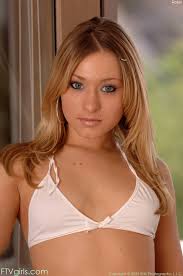 Egndhgaaaa ieirzfka cis jpg x Kayla marie