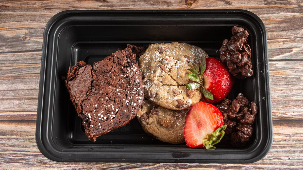 Embers Smokehouse and Tap by null